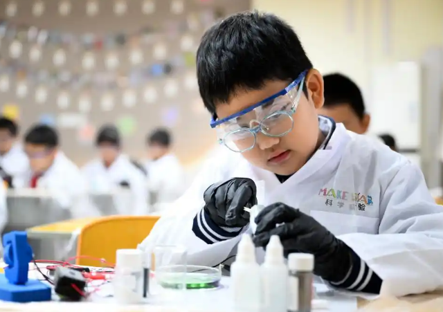 校园内的一切学生在享用教育资源方面的起点公正 校园内的一切学生在享用教育资源方面的起点公正